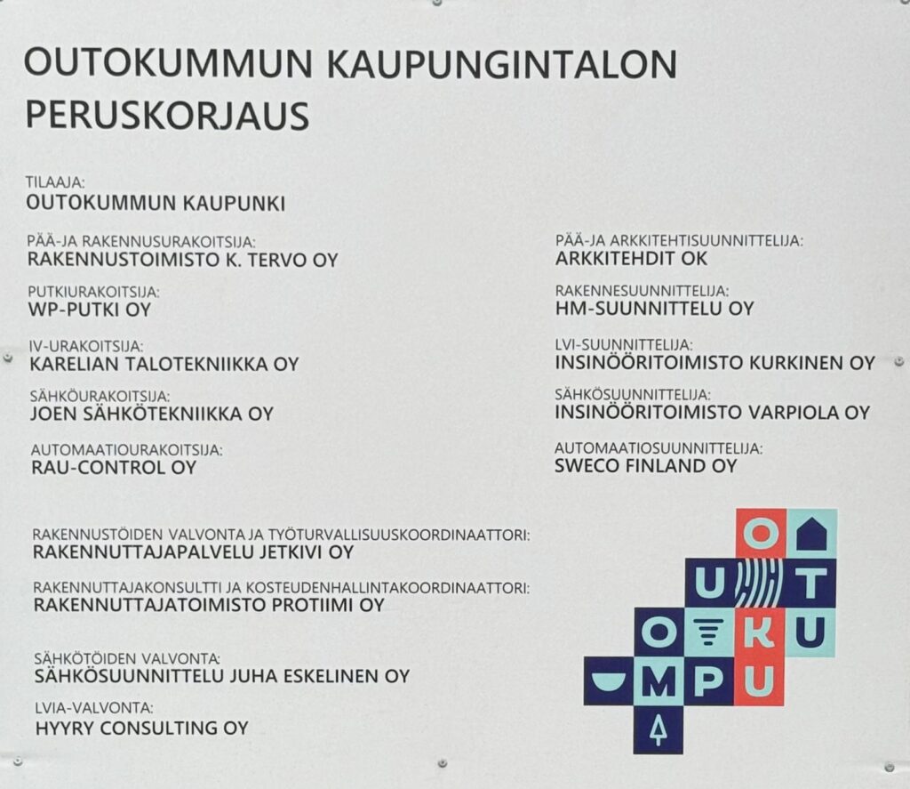 Kaupungintalon peruskorjaus ulkokyltti.